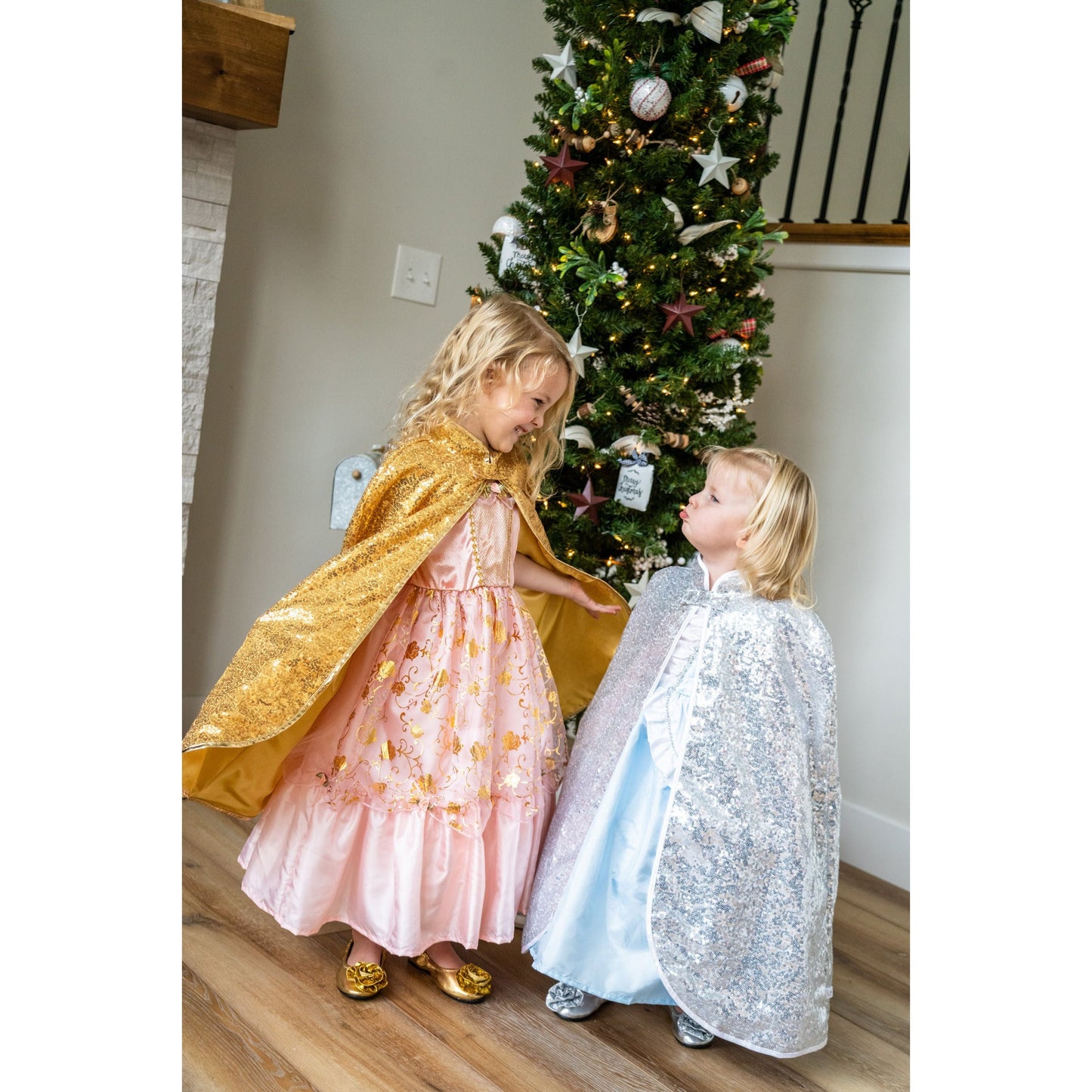Gold Shimmer Cloak - Princess