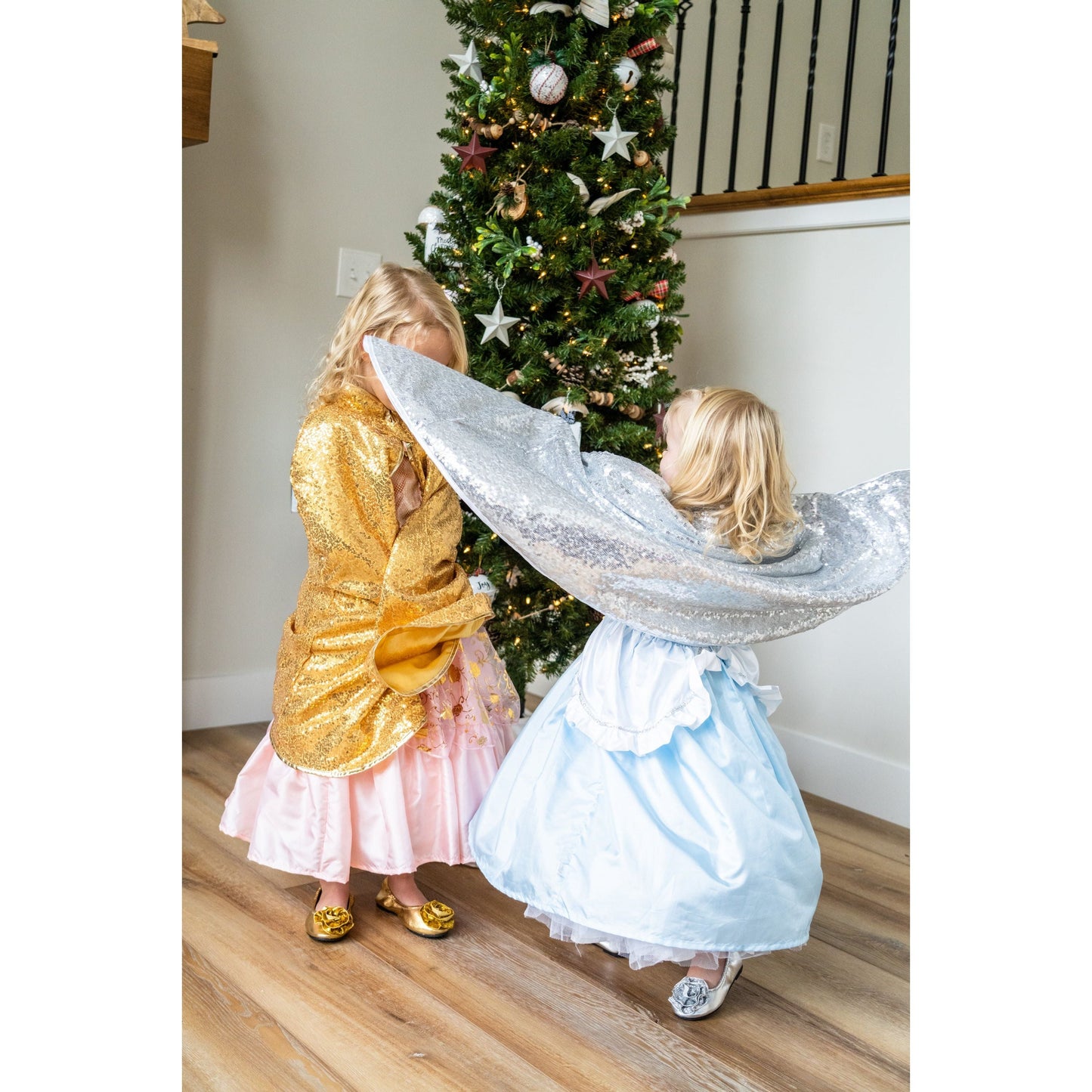 Gold Shimmer Cloak - Princess